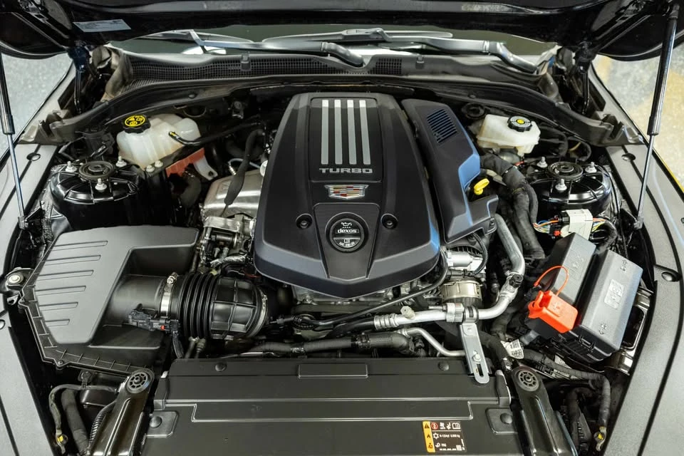 2023 Cadillac CT4-V - Image 14 of 15