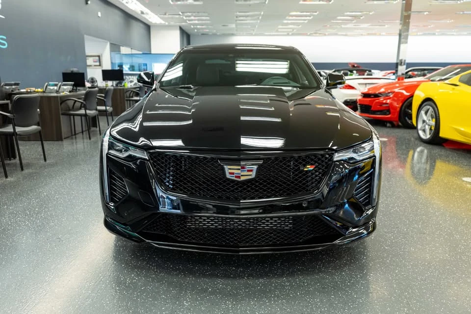 2023 Cadillac CT4-V - Image 2 of 15