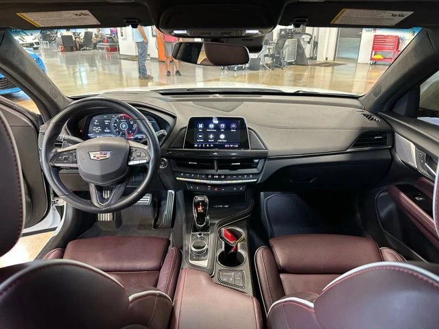 2023 Cadillac CT4-V - Image 15 of 20