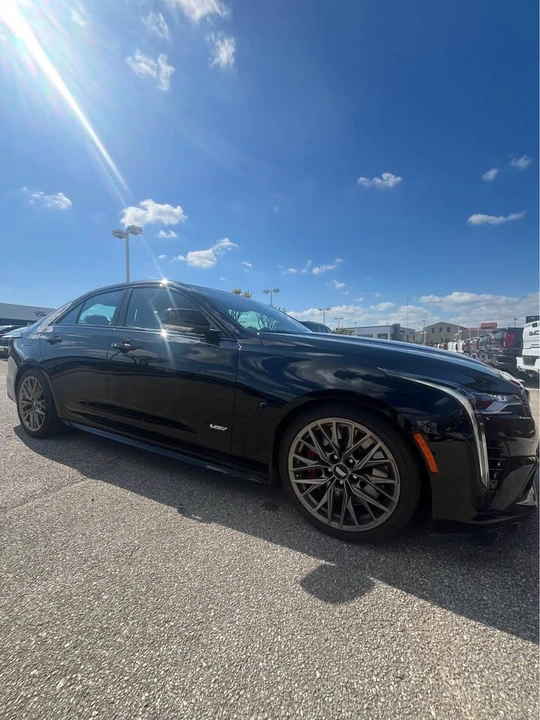 2023 Cadillac CT4-V Blackwing - Image 4 of 19