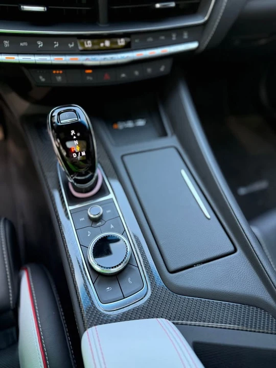 2023 Cadillac CT5 - Image 14 of 19