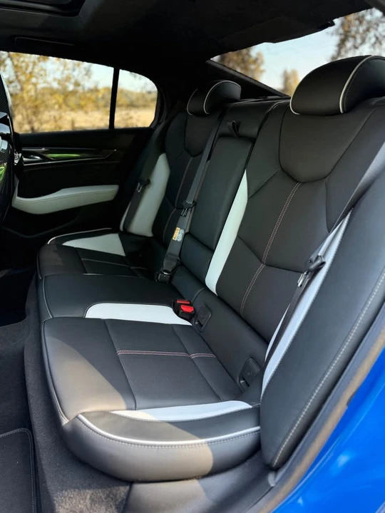 2023 Cadillac CT5 - Image 18 of 19