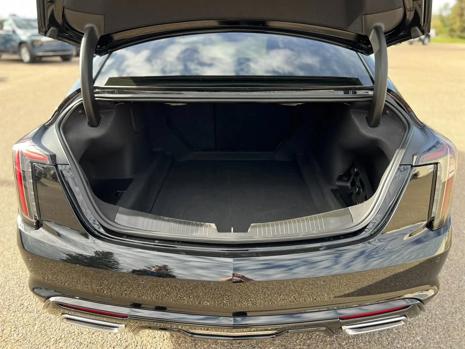 2023 Cadillac CT5 - Image 8 of 20