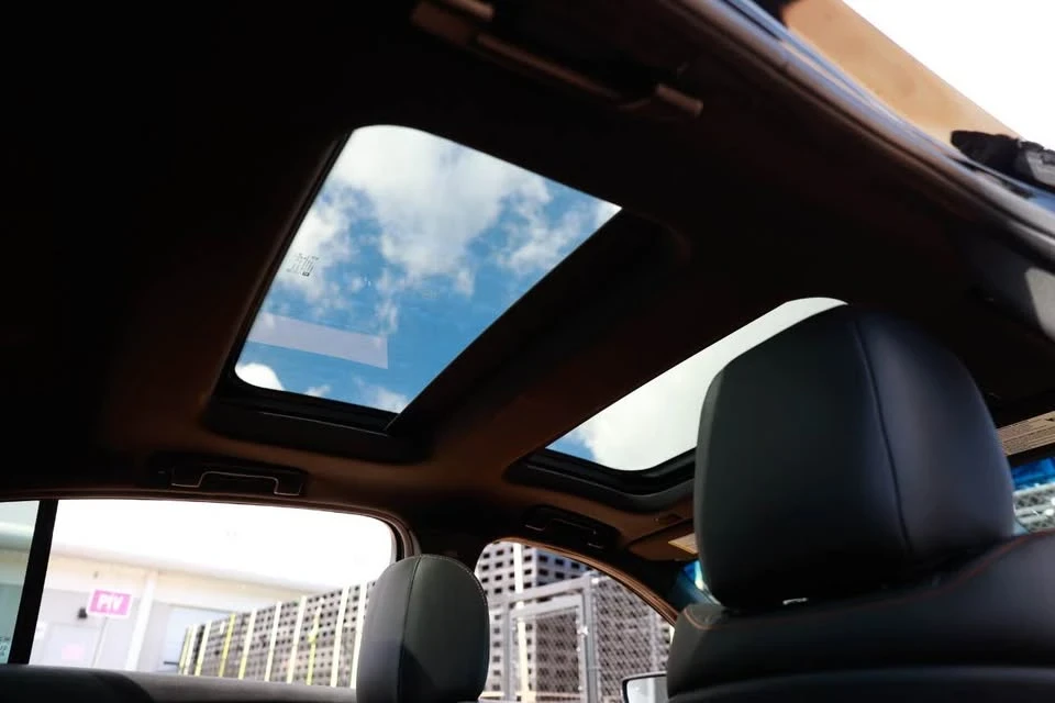 2023 Cadillac CT5 - Image 3 of 19
