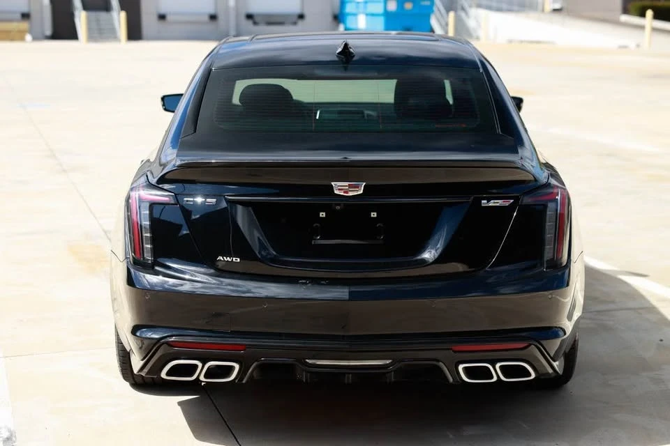 2023 Cadillac CT5 - Image 15 of 19