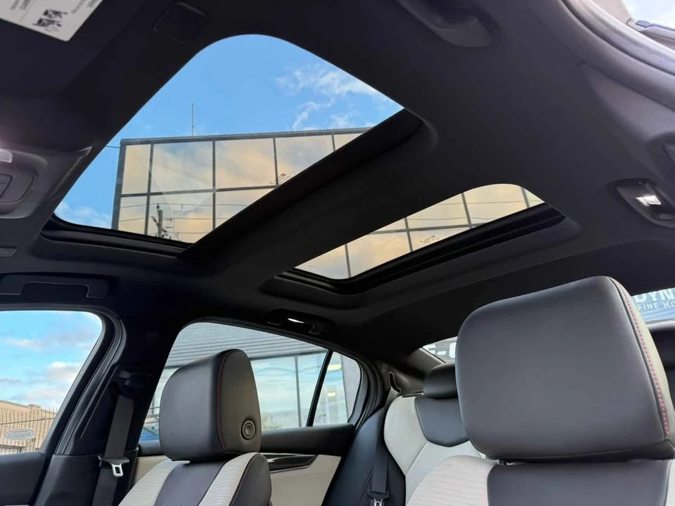 2023 Cadillac CT5 - Image 12 of 18