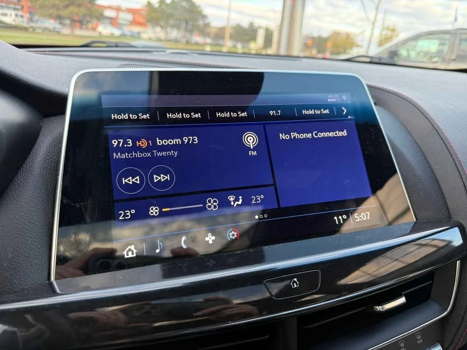 2023 Cadillac CT5 - Image 15 of 18