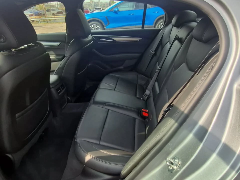 2023 Cadillac CT5 - Image 7 of 8