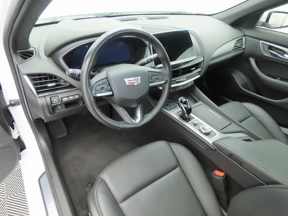 2023 Cadillac CT5 - Image 4 of 5