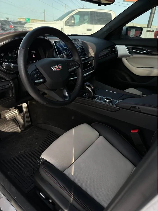 2023 Cadillac CT5 - Image 11 of 20