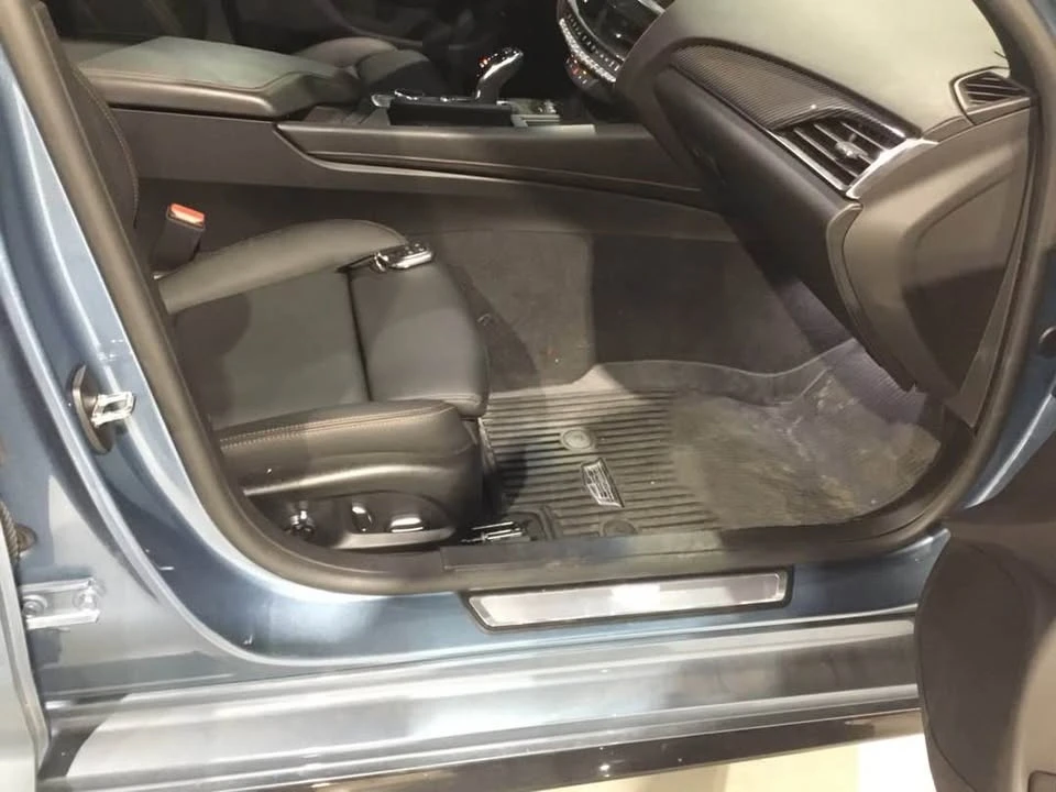 2023 Cadillac CT5 - Image 4 of 9