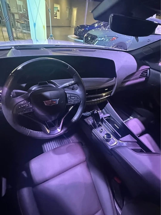 2023 Cadillac CT5 - Image 4 of 5