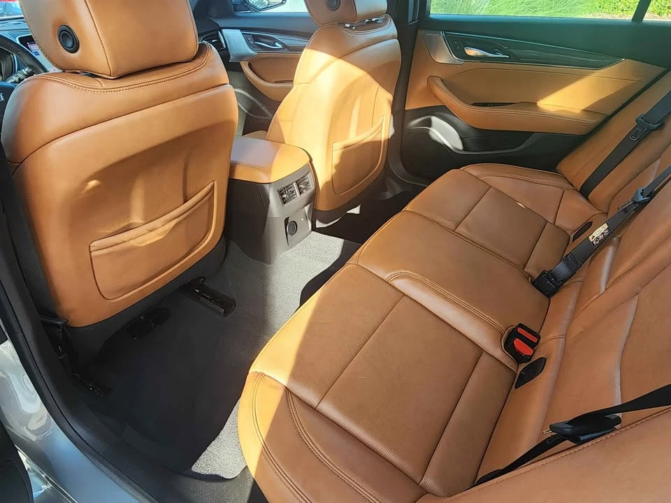 2023 Cadillac CT5 - Image 8 of 12