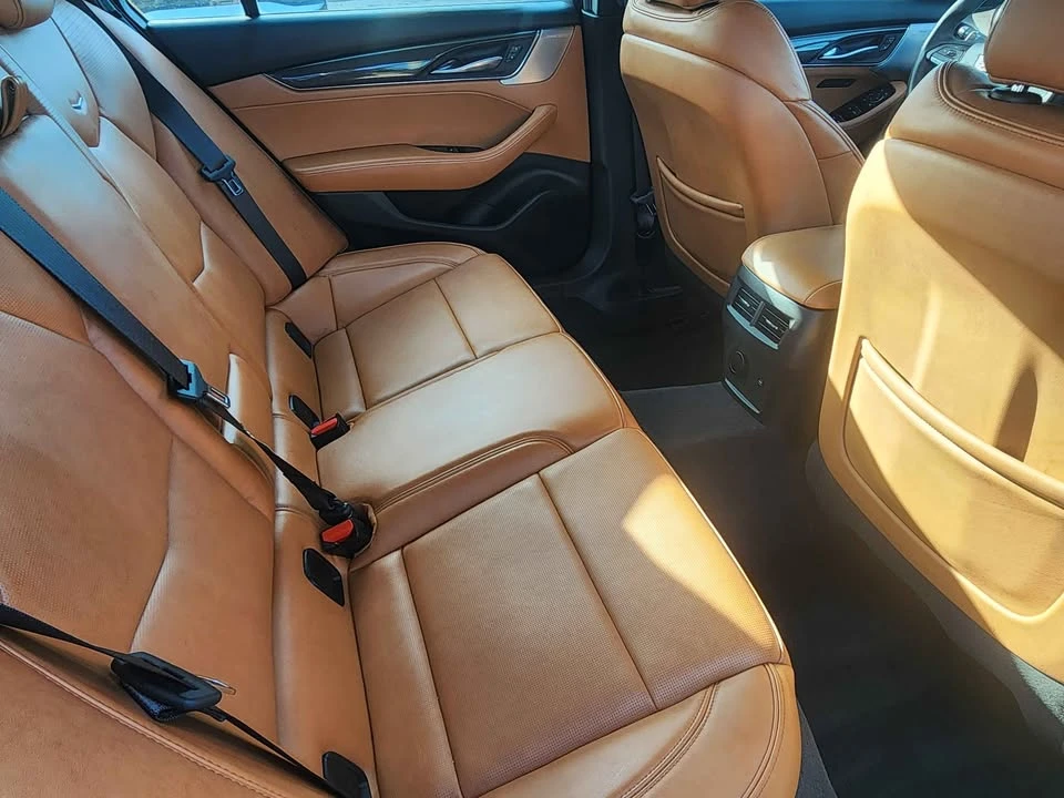 2023 Cadillac CT5 - Image 10 of 12