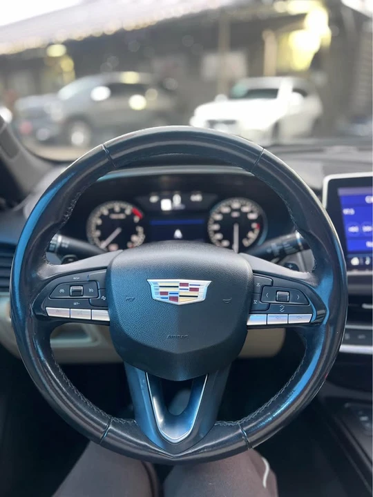2023 Cadillac CT5 - Image 5 of 10
