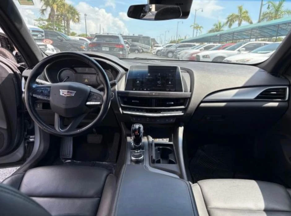 2023 Cadillac CT5 - Image 13 of 18