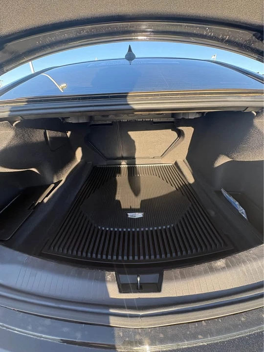 2023 Cadillac CT5 - Image 18 of 19