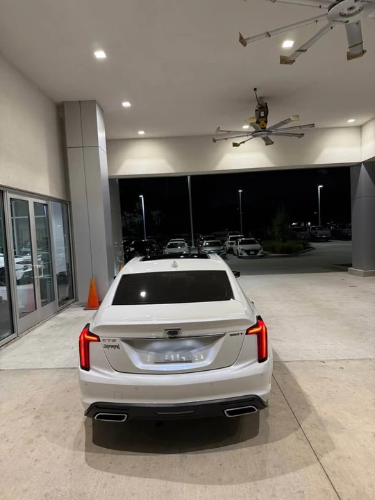 2023 Cadillac CT5 - Image 6 of 9
