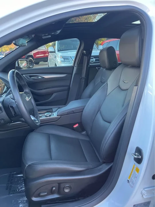 2023 Cadillac CT5 - Image 10 of 20