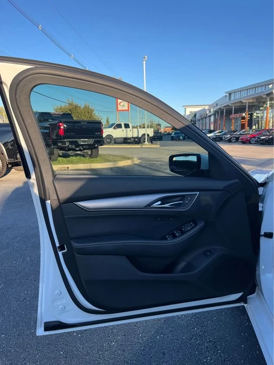 2023 Cadillac CT5 - Image 9 of 20