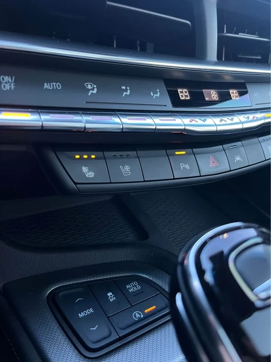 2023 Cadillac CT5 - Image 13 of 20