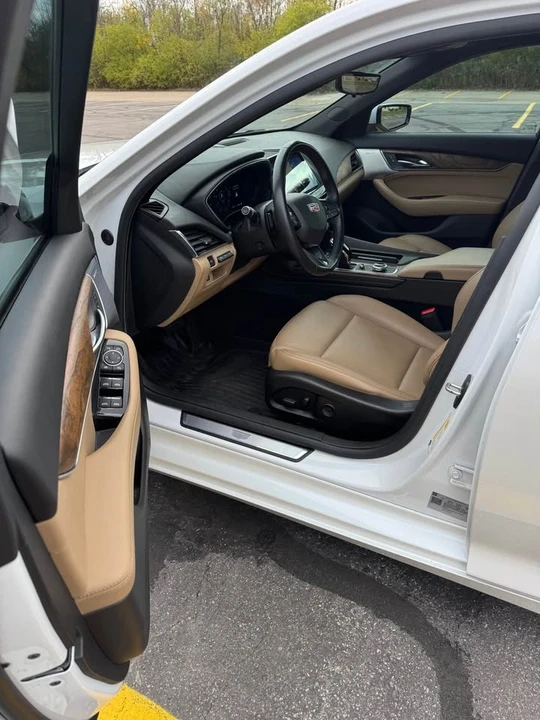 2023 Cadillac CT5 - Image 5 of 15