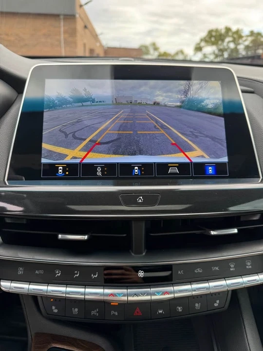 2023 Cadillac CT5 - Image 10 of 15