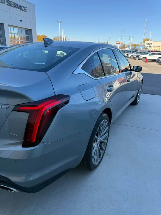 2023 Cadillac CT5 - Image 8 of 15