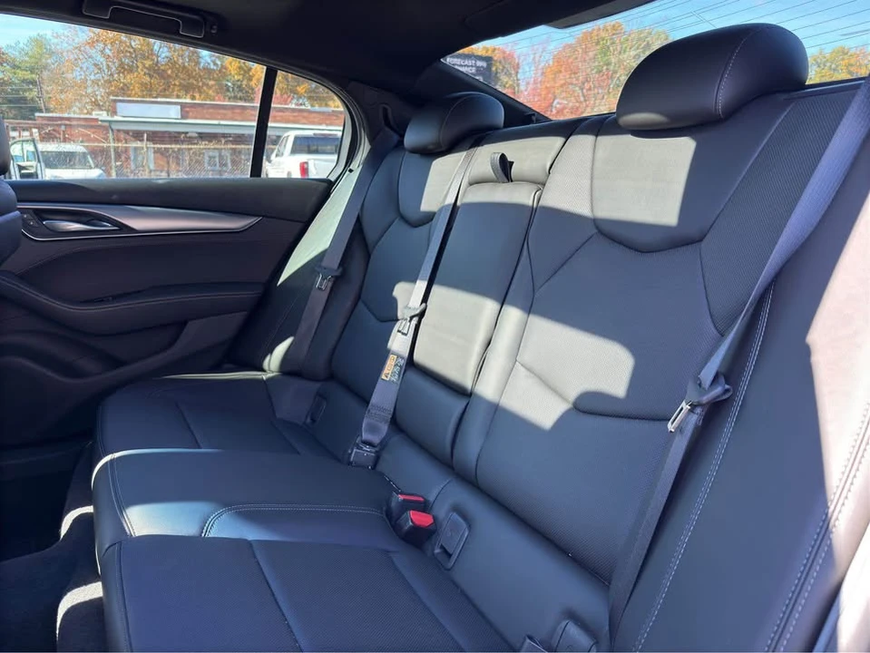 2023 Cadillac CT5 - Image 15 of 15