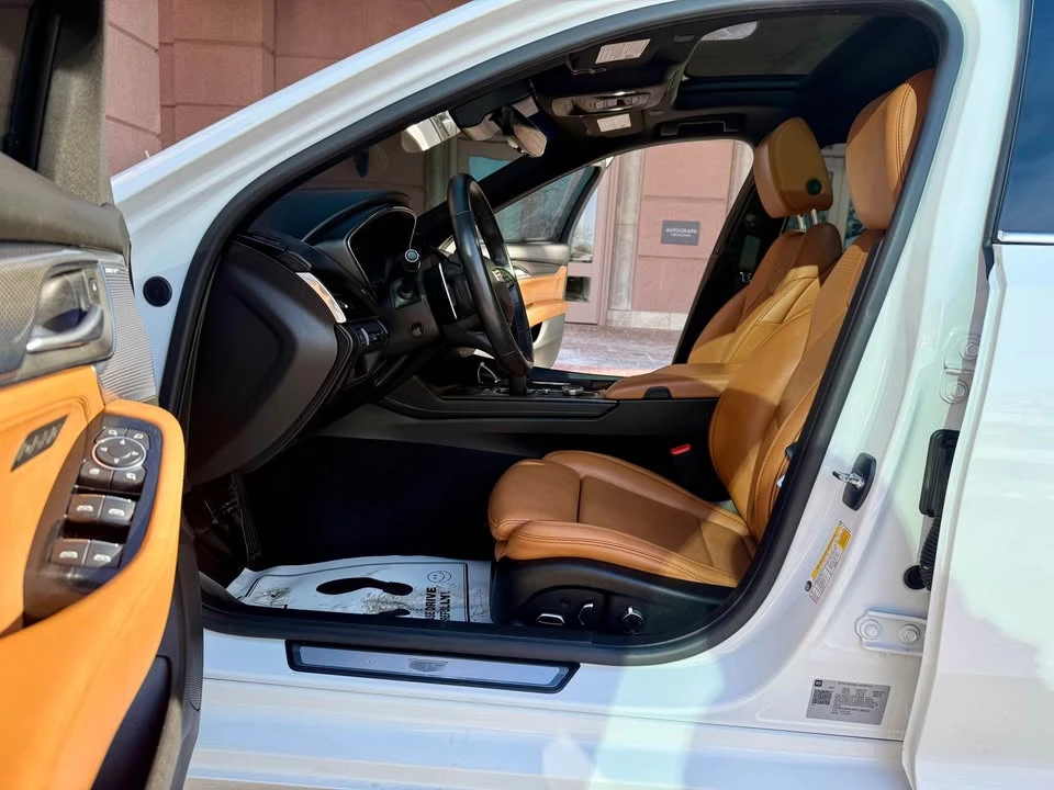 2023 Cadillac CT5 - Image 9 of 20