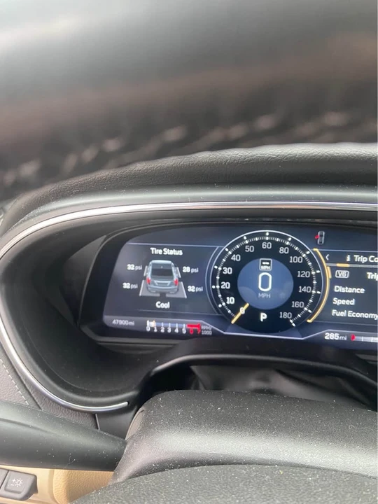 2023 Cadillac CT5 - Image 5 of 6