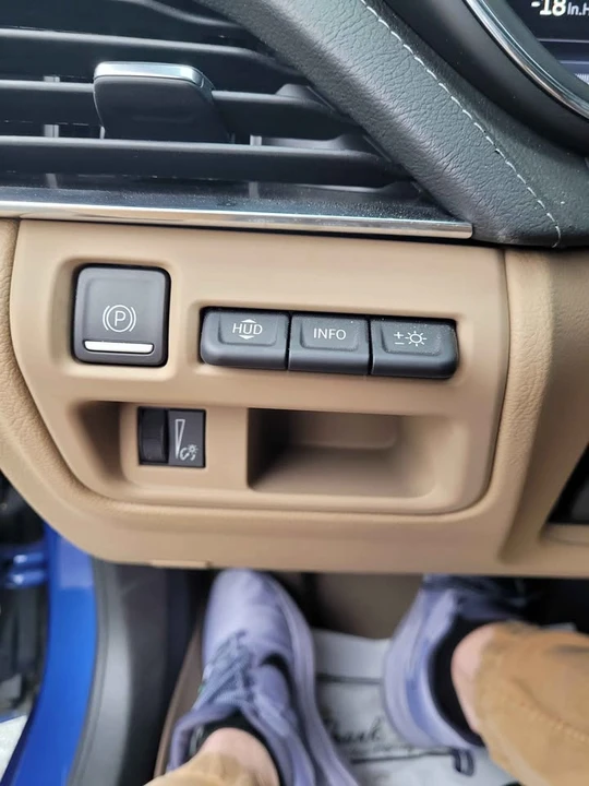 2023 Cadillac CT5 - Image 13 of 18