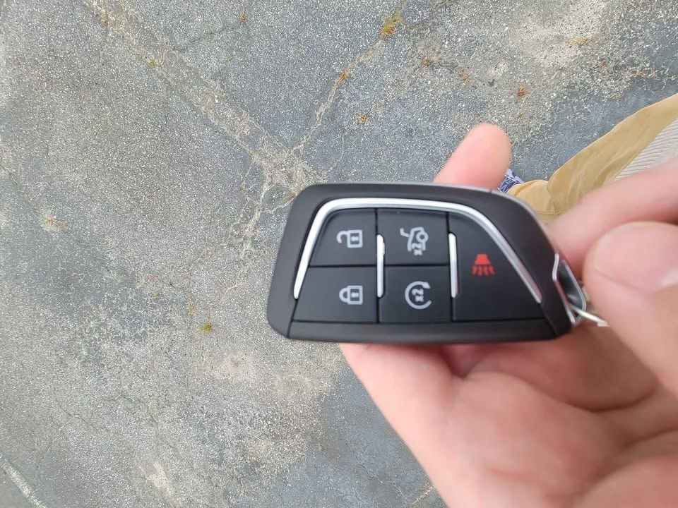 2023 Cadillac CT5 - Image 18 of 18