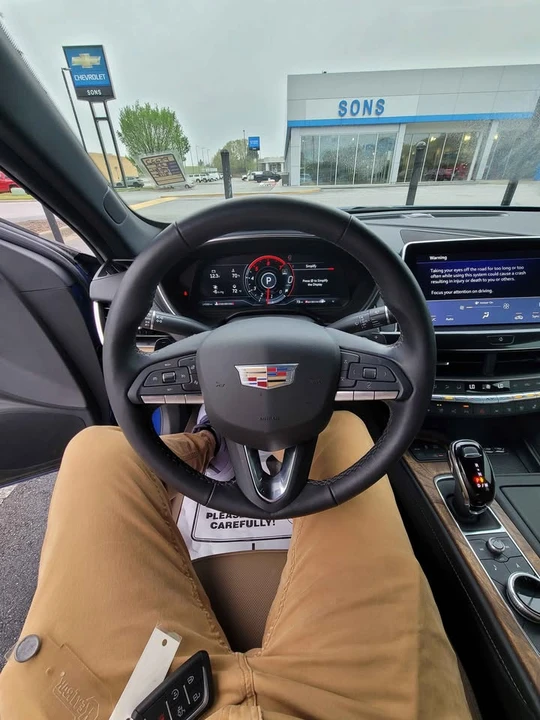 2023 Cadillac CT5 - Image 9 of 18