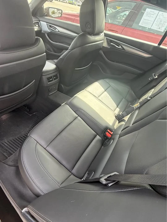 2023 Cadillac CT5 - Image 5 of 8