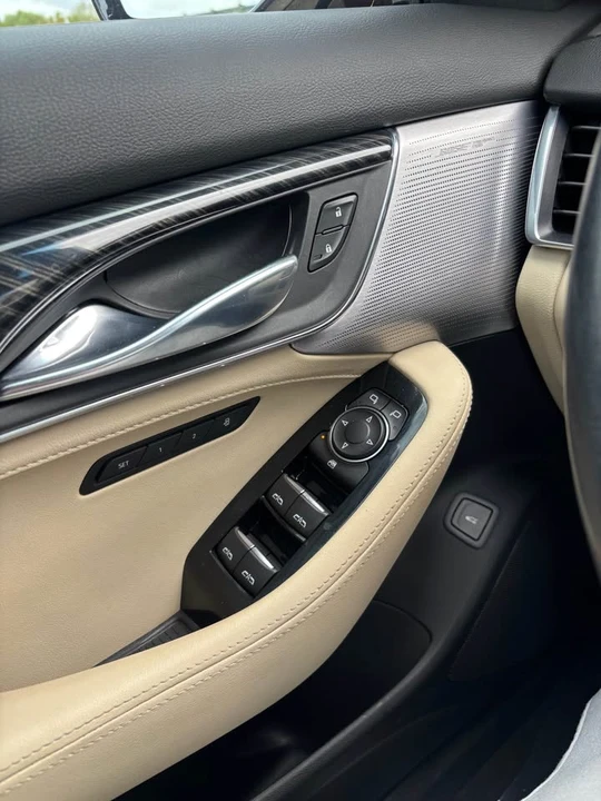 2021 Cadillac CT5 - Image 8 of 10