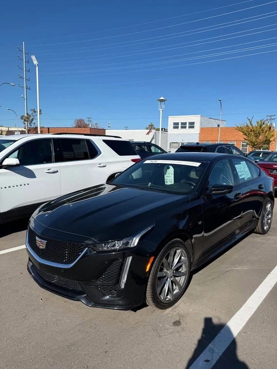 2023 Cadillac CT5 - Image 2 of 10