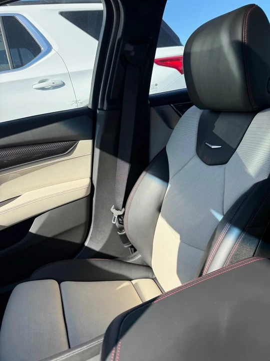 2023 Cadillac CT5 - Image 6 of 10