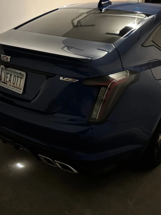 2023 Cadillac CT5 - Image 11 of 15