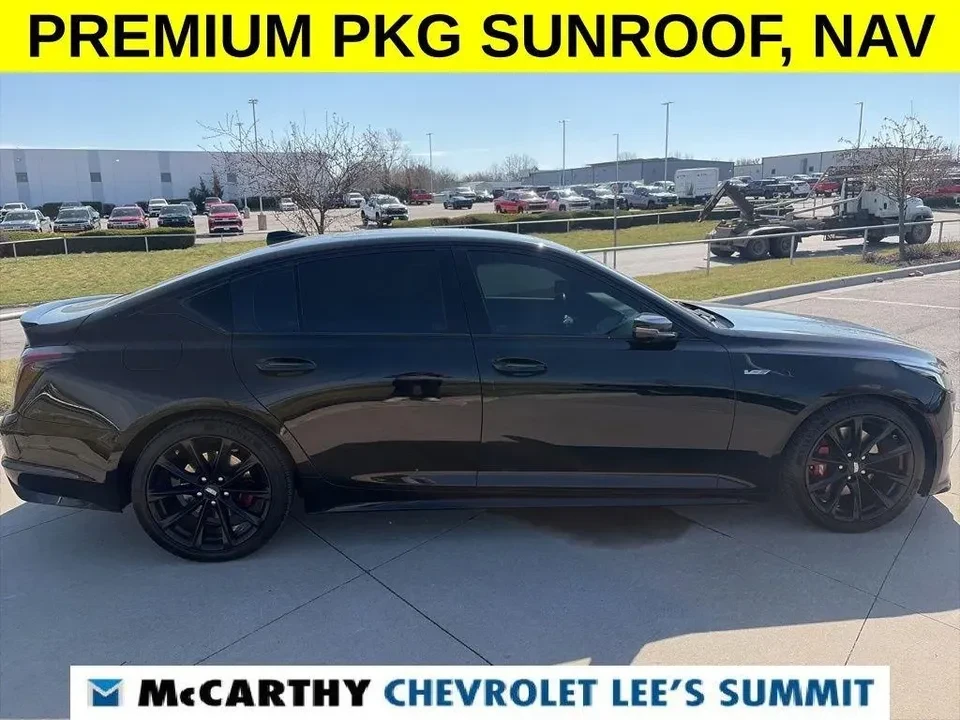 2023 Cadillac CT5-V - Image 17 of 20