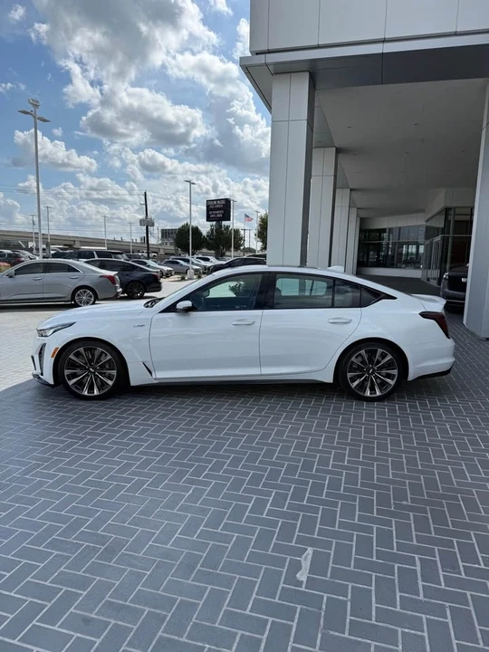 2023 Cadillac CT5-V Blackwing - Image 2 of 10