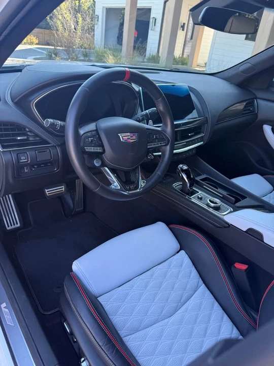 2023 Cadillac CT5-V Blackwing - Image 10 of 10