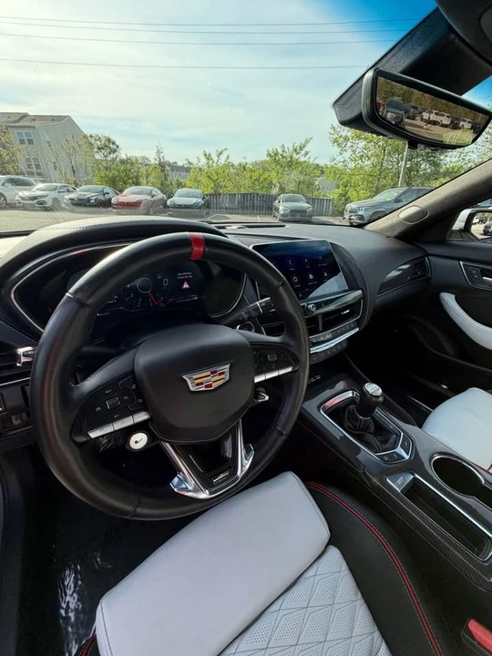 2023 Cadillac CT5-V Blackwing - Image 10 of 12