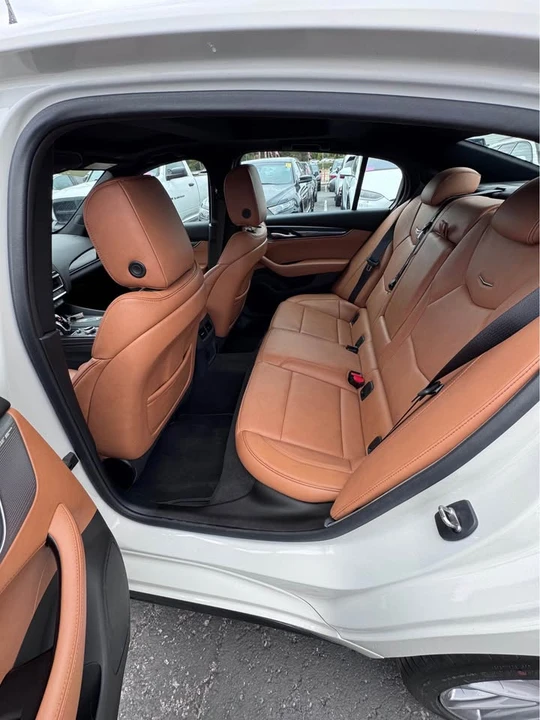 2023 Cadillac CT5-V - Image 9 of 13