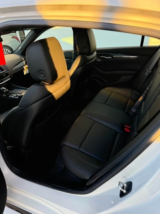 2023 Cadillac CT5-V - Image 10 of 11