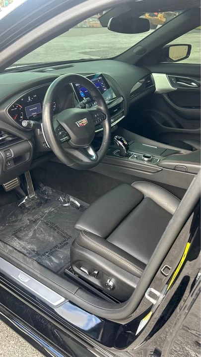 2023 Cadillac CT5-V - Image 2 of 8
