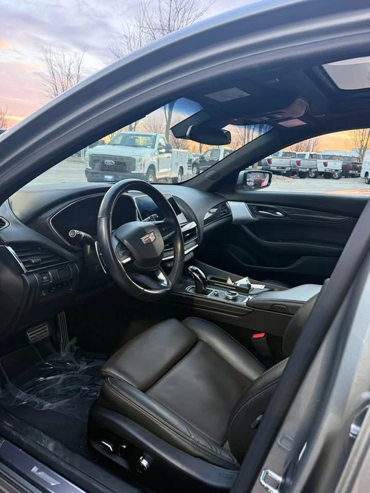 2023 Cadillac CT5-V - Image 5 of 6