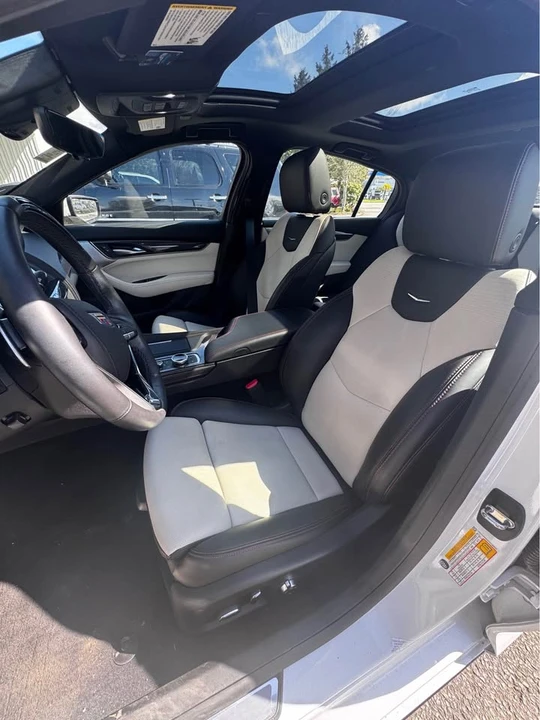 2023 Cadillac CT5-V - Image 10 of 14