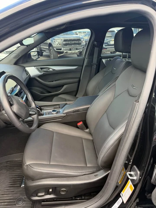 2023 Cadillac CT5-V - Image 2 of 8