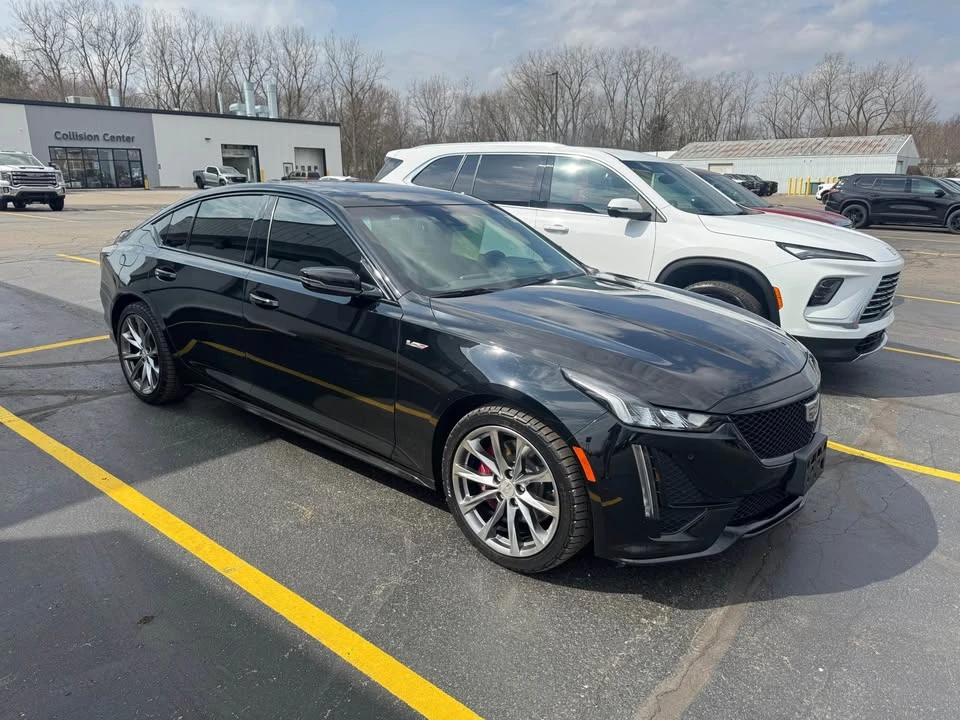 2023 Cadillac CT5-V - Image 2 of 8